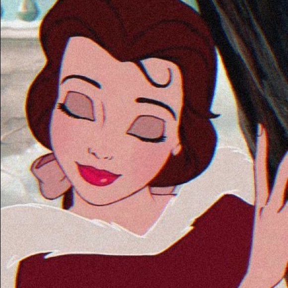 PRINCESS AESTHETIC MYSTERY BOX - Picture 5 of 16